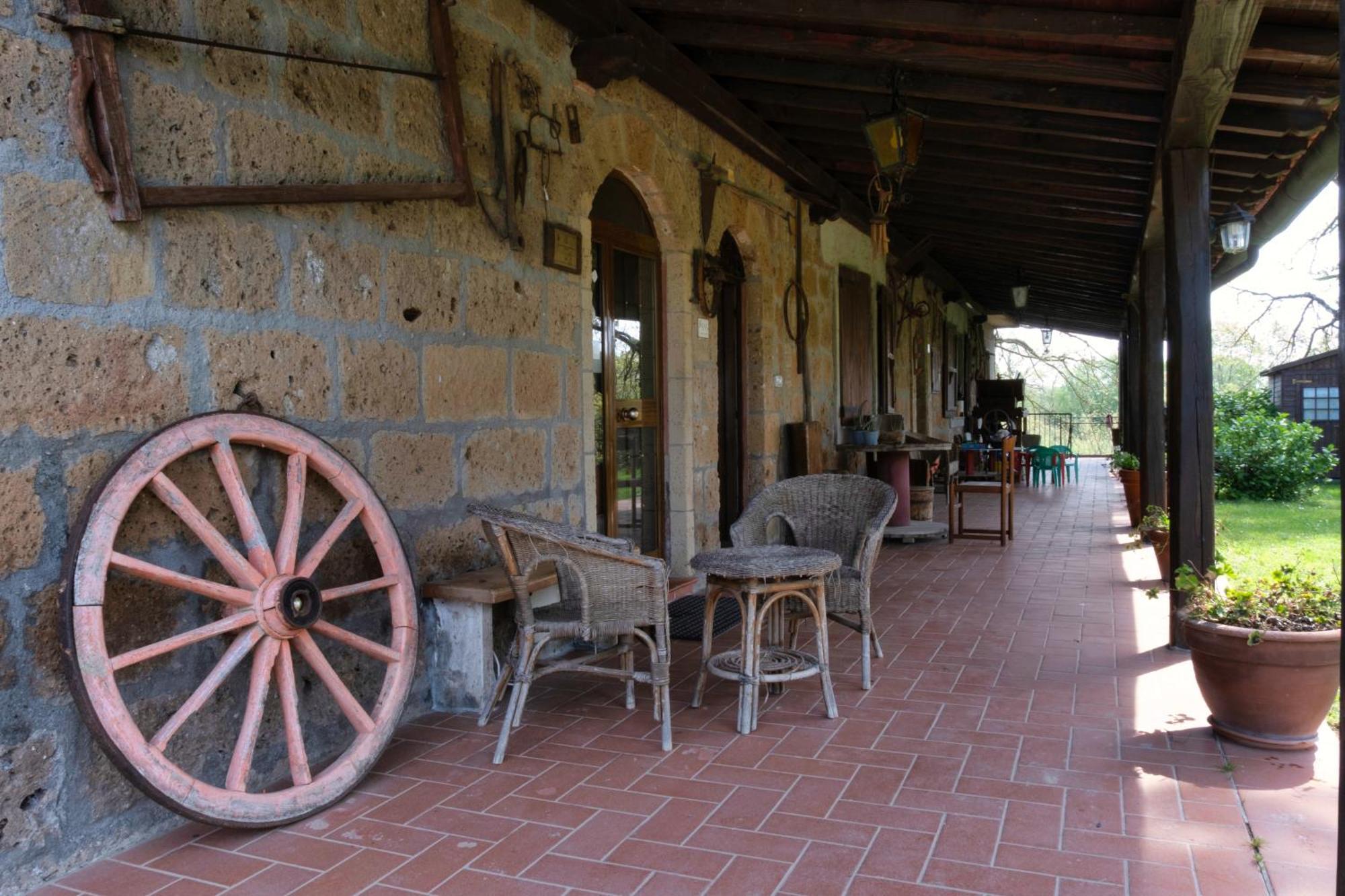 Bio Agriturismo Aia Del Tufo Sorano  Buitenkant foto